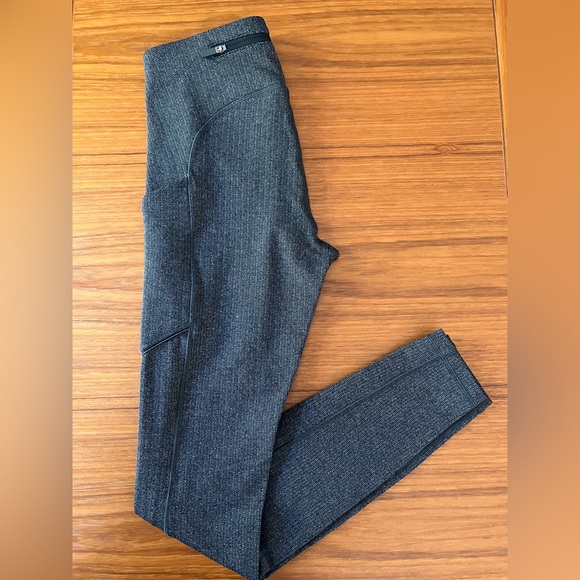 RARE lululemon herringbone speed up tight pockets full length legging- size 4 - Picture 4 of 7